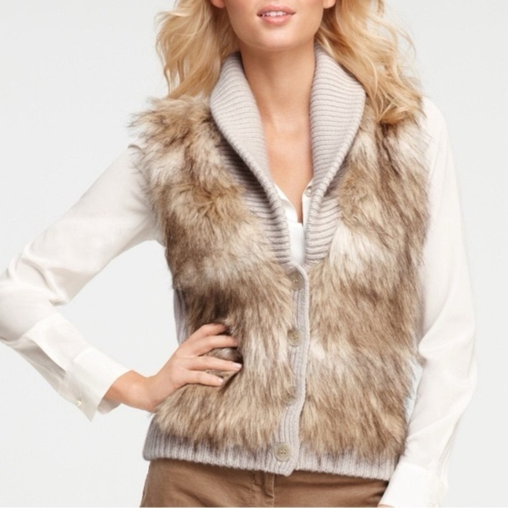 ANN TAYLOR Wool Cashmere Blend Sweater Knit Faux Blonde Fur Vest Size S Petite
